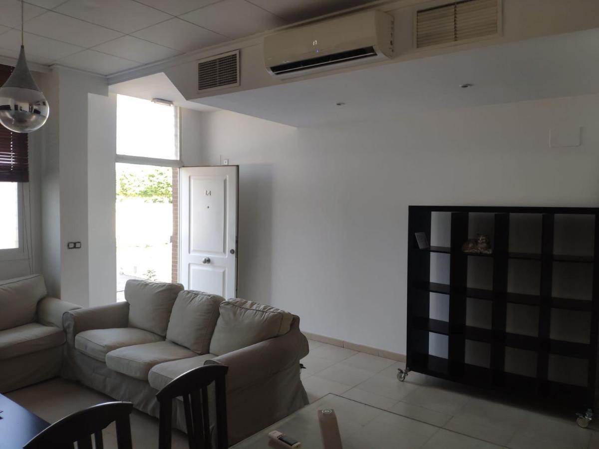 L4 Apartment Santiponce Exterior photo